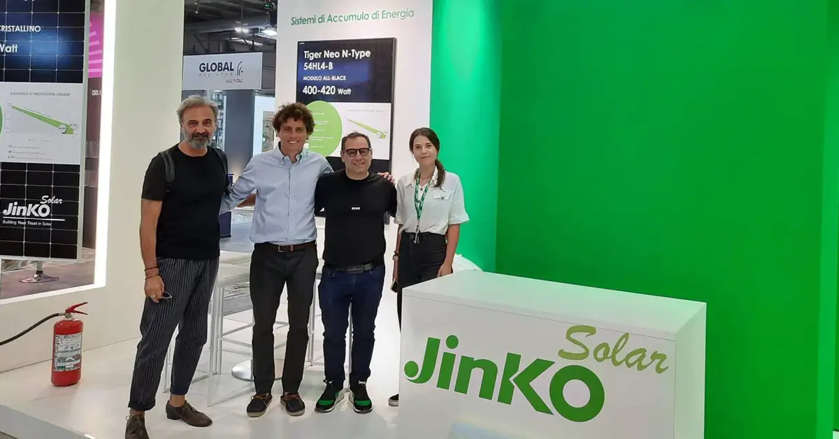 Stand Fiera Jinko Solar Stand Fiera Jinko Solar