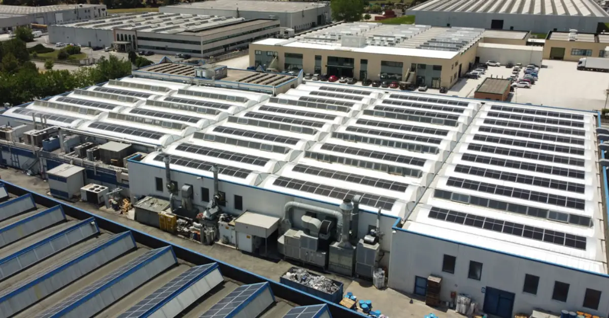 Impianto Fotovoltaico Industriale 477 kWp Impianto Fotovoltaico Industriale 477 kWp