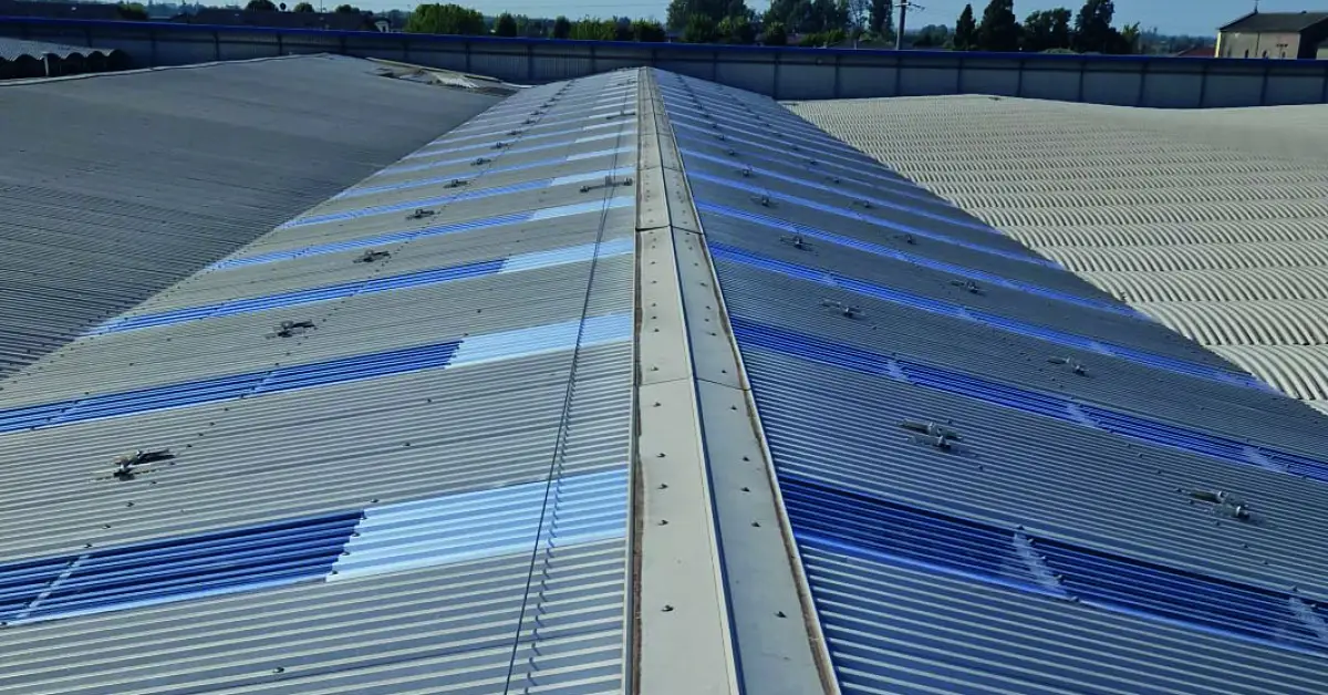 Rifacimento copertura industriale presso lo Stabilimento Anodall Extrusion S.p.A. -Roncovela Rifacimento copertura industriale presso lo Stabilimento Anodall Extrusion S.p.A. -Roncovela