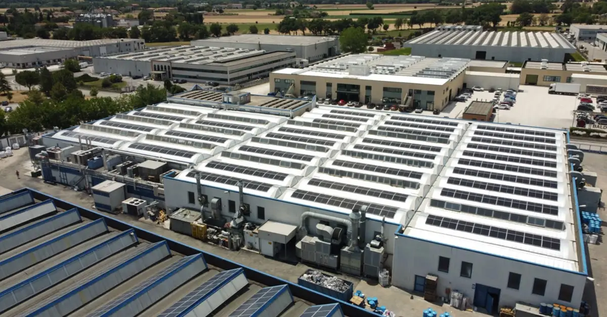 Impianto Fotovoltaico Industriale 477 kWp Impianto Fotovoltaico Industriale 477 kWp