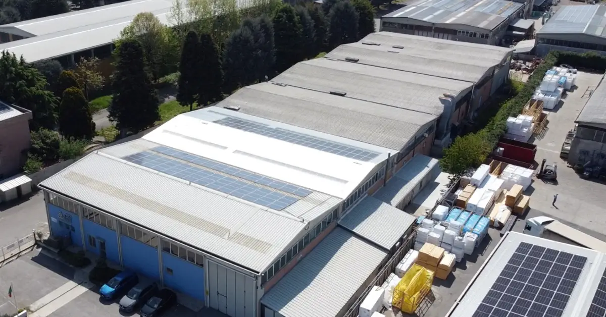 car srl fotovoltaico per aziende