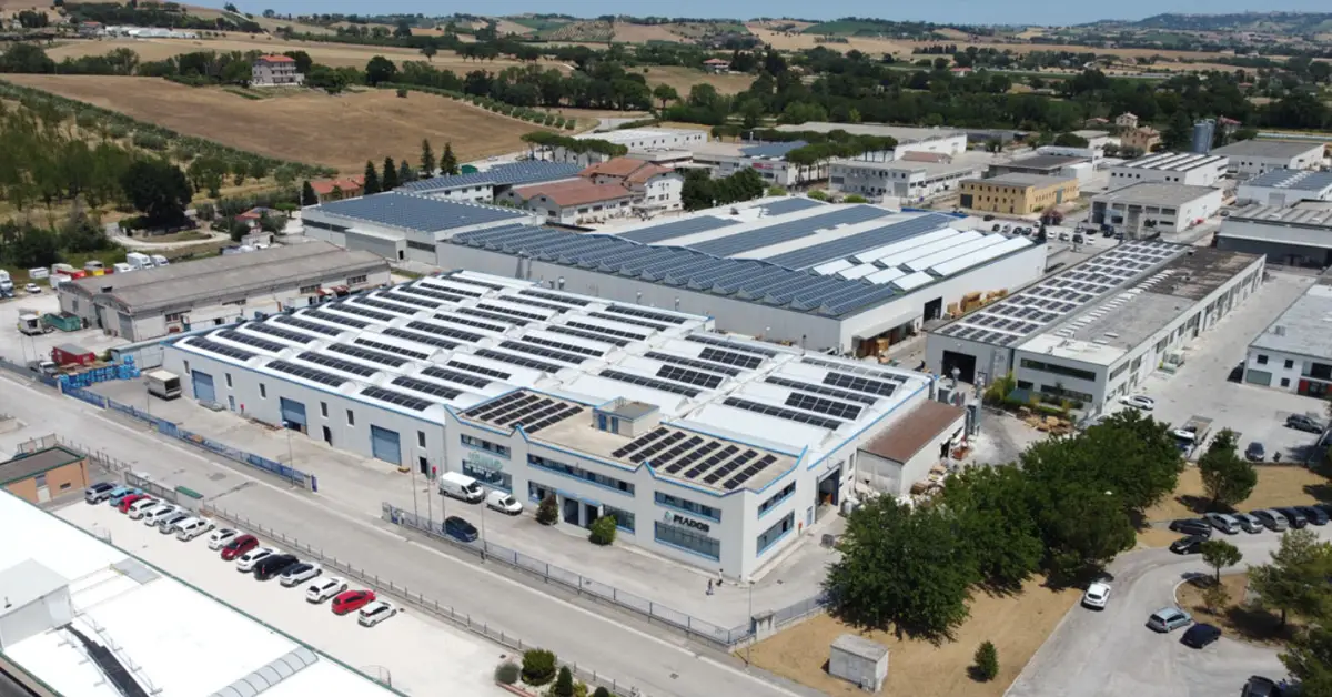 Impianto Fotovoltaico Industriale 477 kWp Impianto Fotovoltaico Industriale 477 kWp