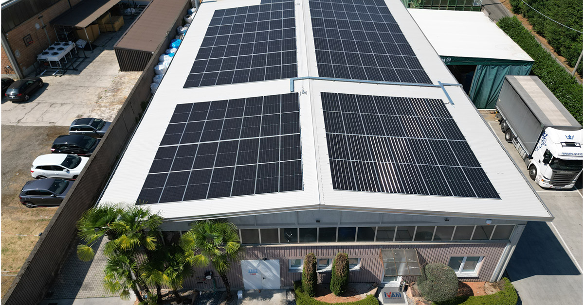 Ivam Plastica fotovoltaico olgiate olona3 fotovoltaico su copertura industriale