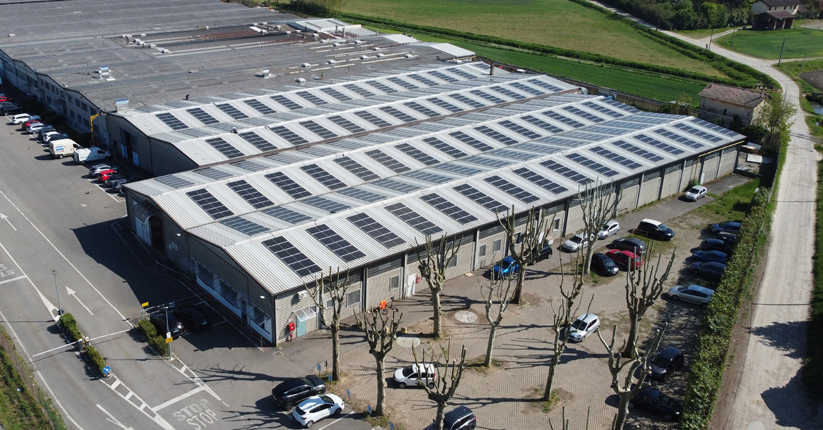 Copertura Industriale con pannelli fotovoltaici dello stabilimento ICSS S.p.A. a Pavia