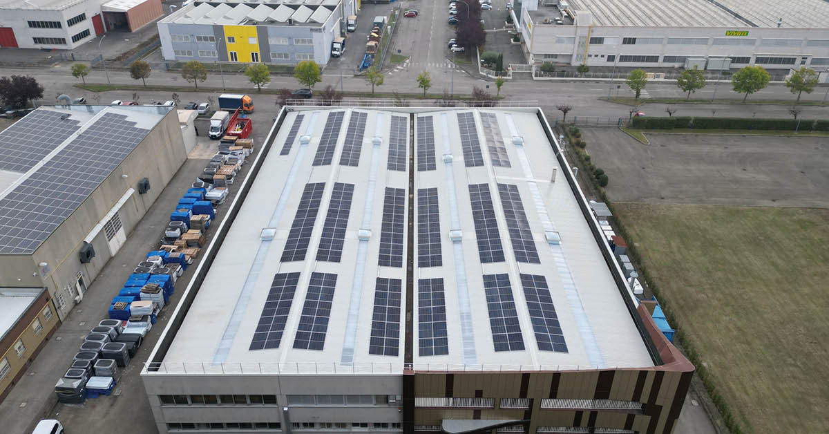 impianto fotovoltaico 162 kW Budrio6 impianto fotovoltaico su copertura industriale