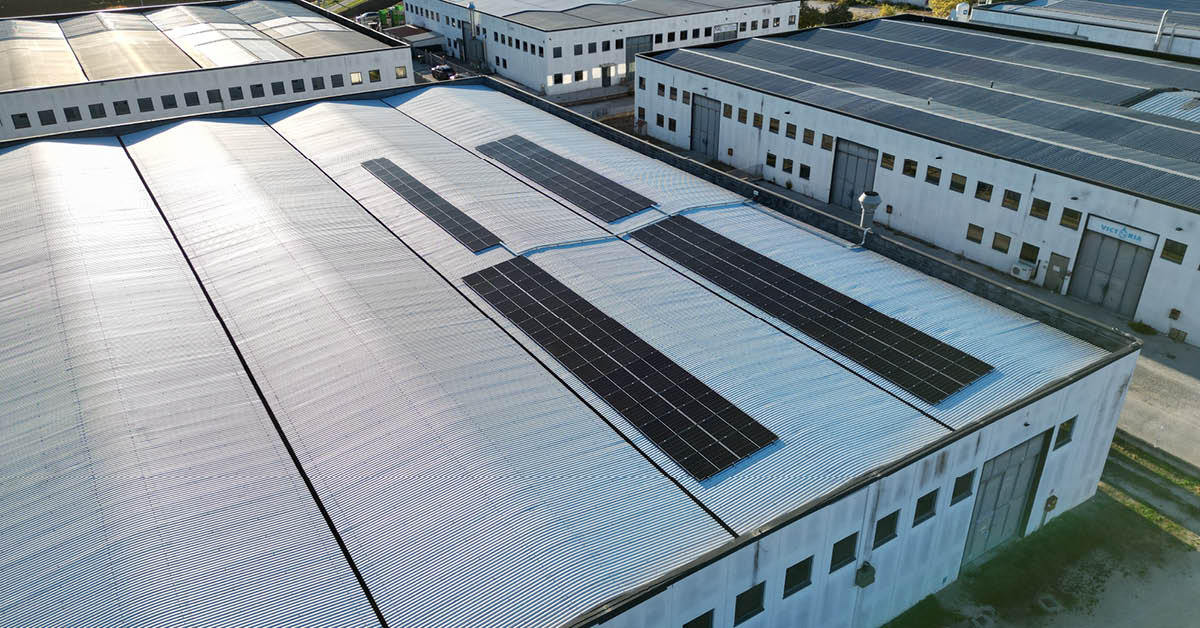 impianto fotovoltaico industriale foligno impianto fotovoltaico su copertura industriale